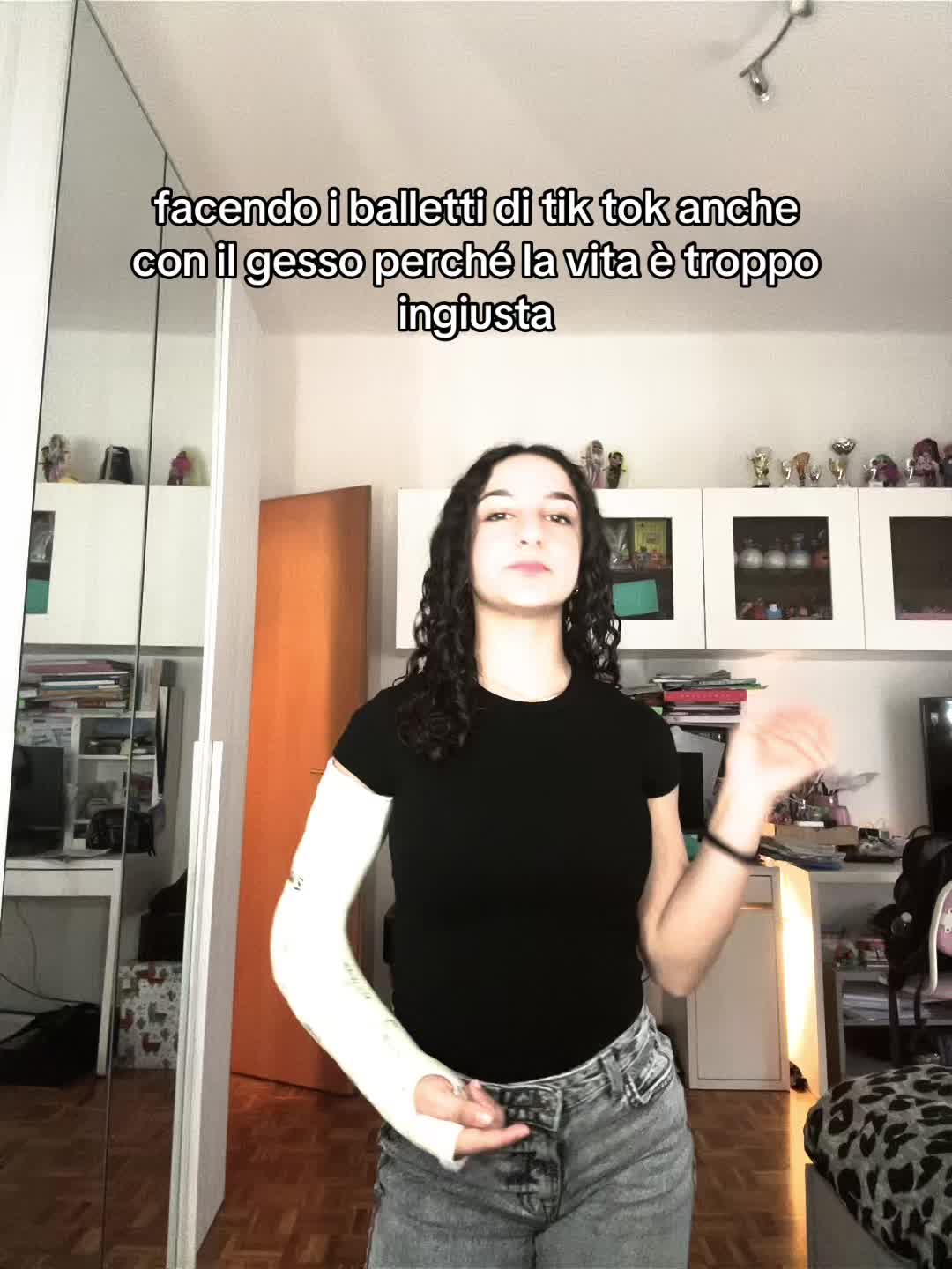 @spamm.della.ariiii
