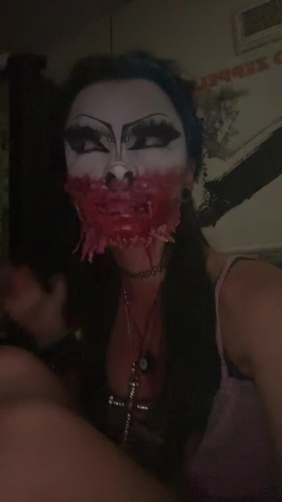 @Meg🦇