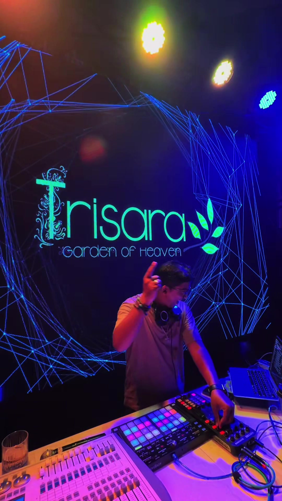 @T R I S A R A
