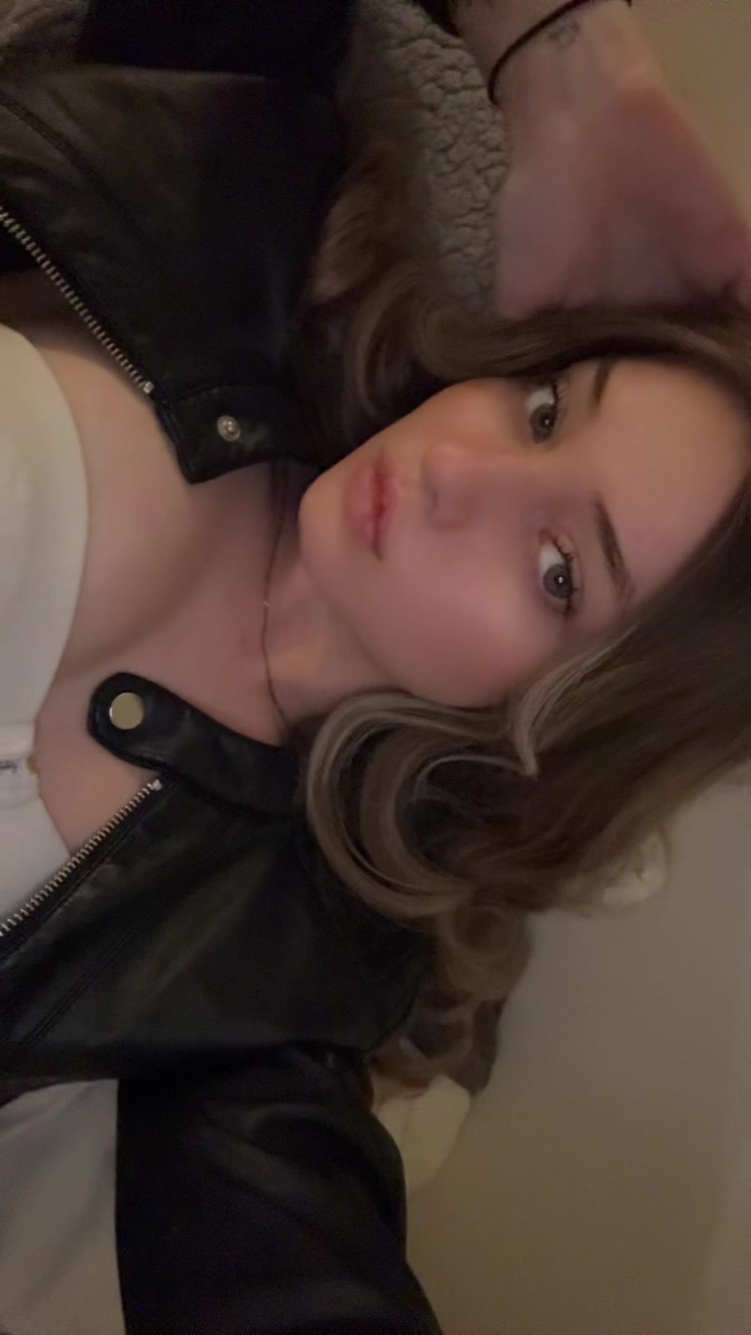 @Chloé Nto