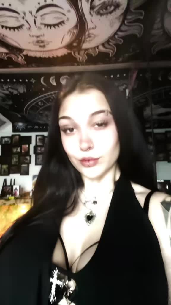 @silence.witch