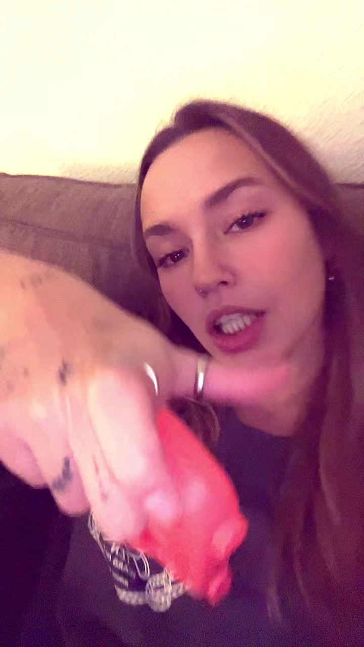@María