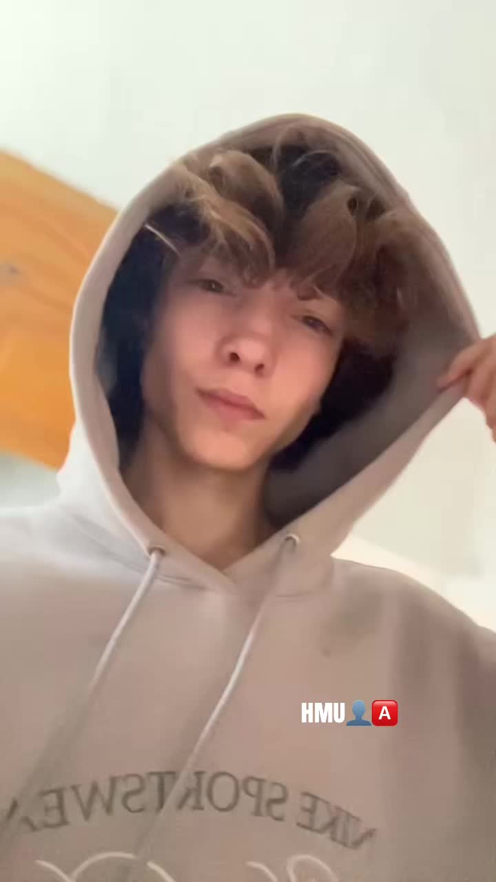 @👤