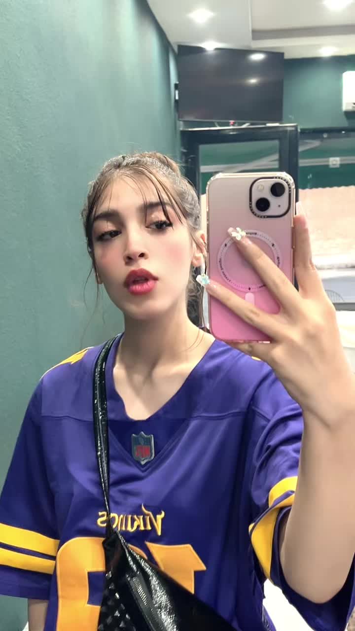 @iiiyowmii