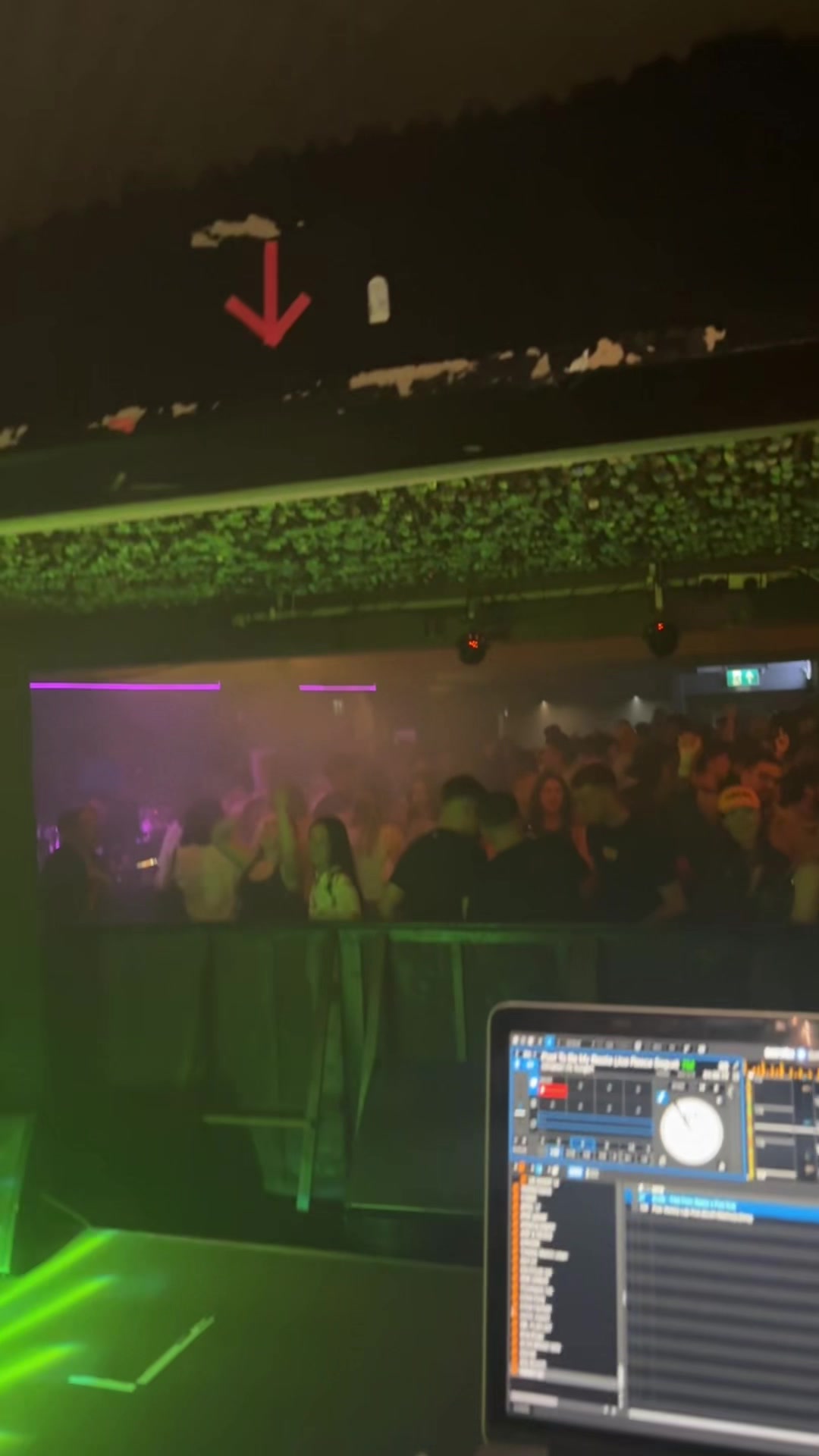 @Dj Robbo