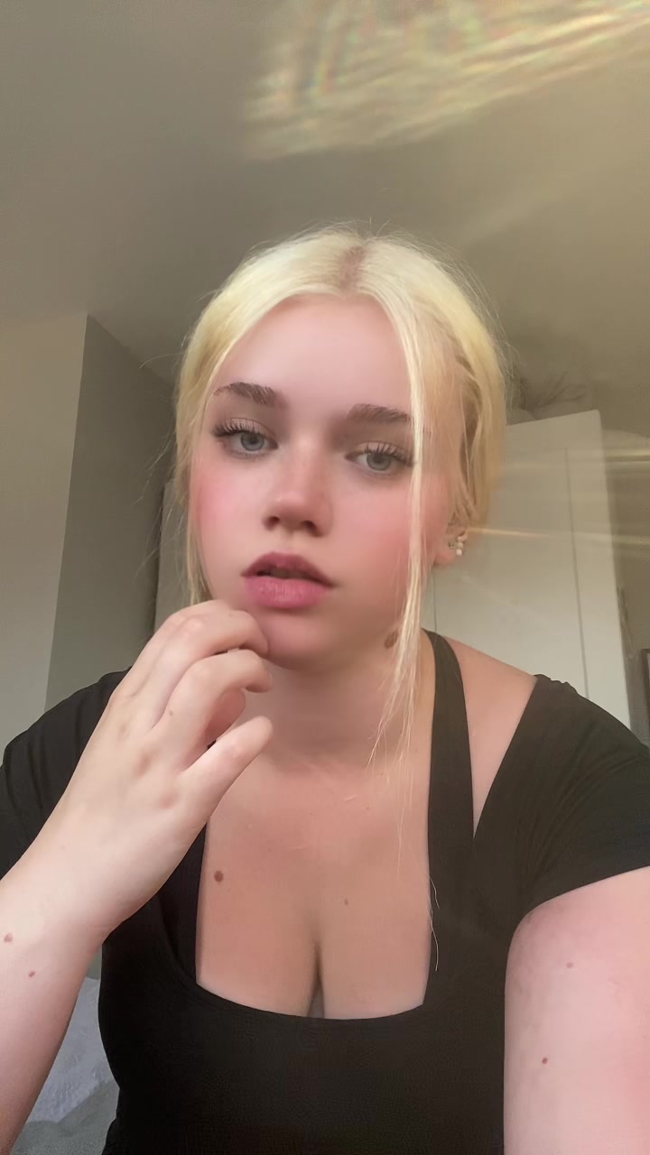 @ᖭ༏ᖫ