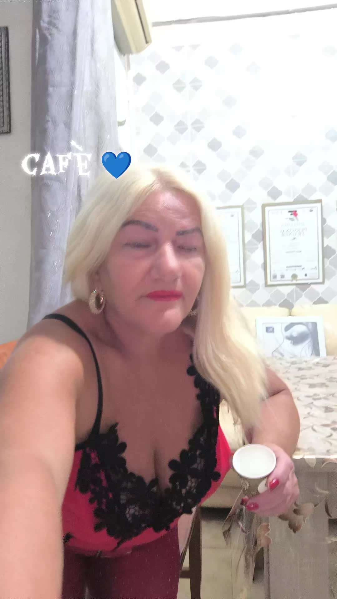 @Linda Testa305