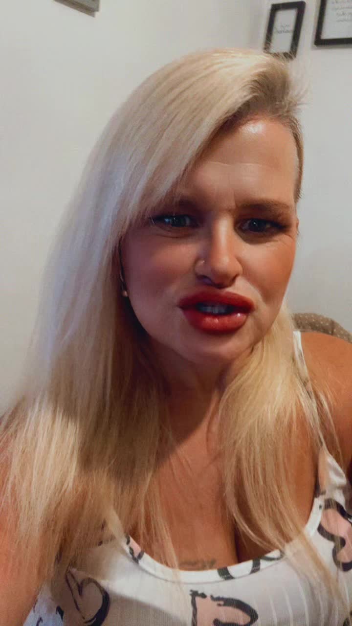 @nikki_19742