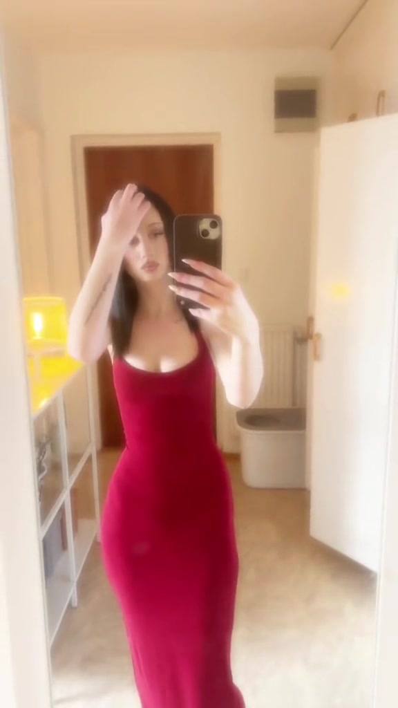 @𝐀𝐥𝐢𝐜𝐞𝐥𝐞𝐯𝐢𝐧𝐩𝐢𝐯𝐫𝐞