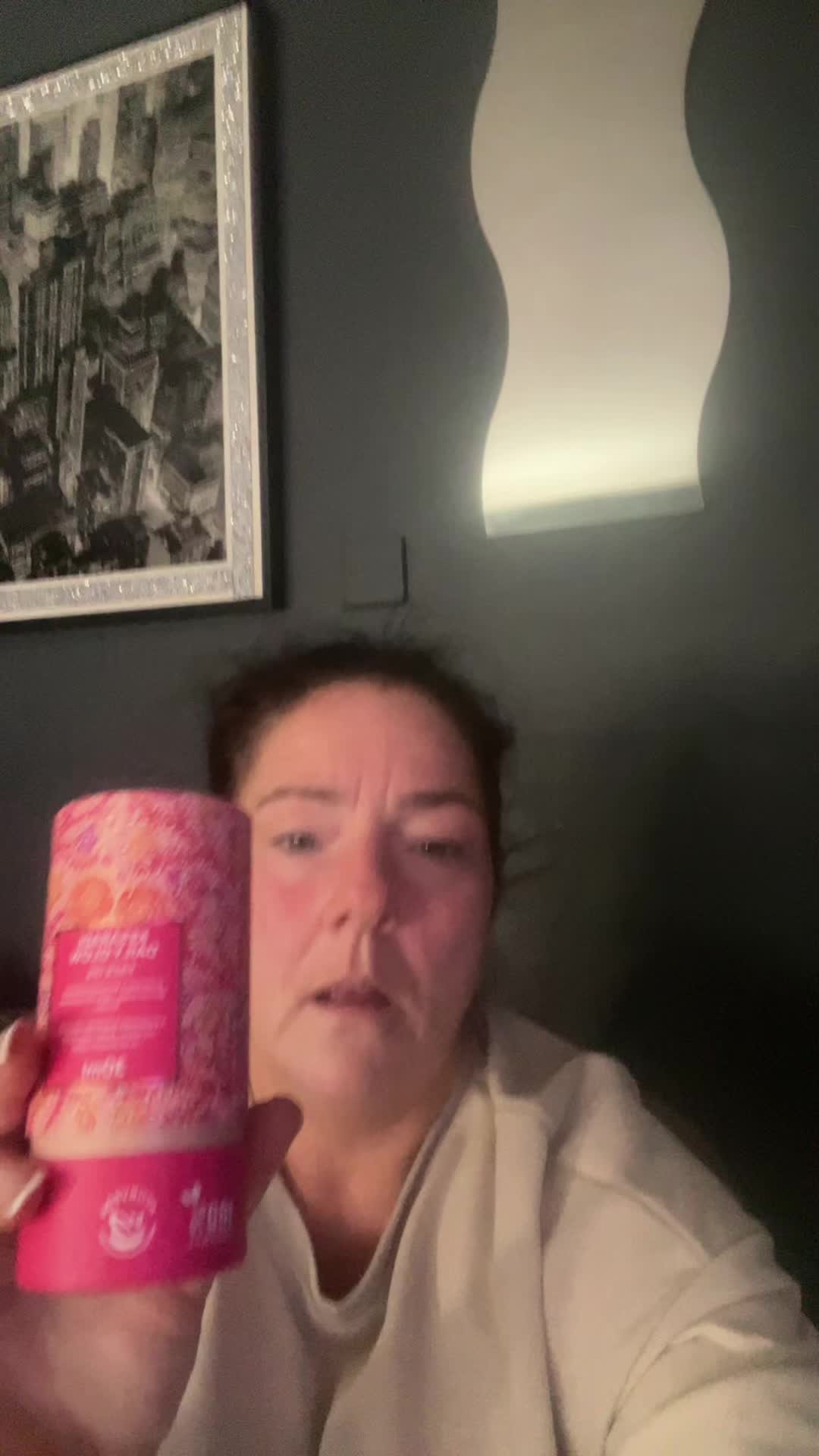@xxx Lisa proud mother of 7 xx