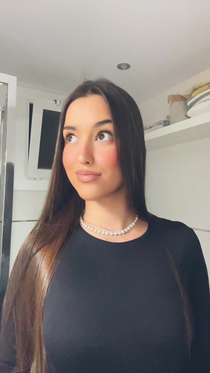 @𝐸