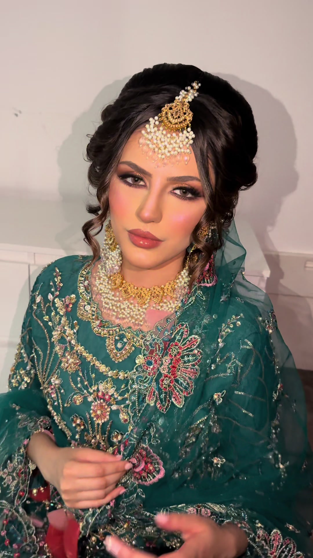 @aishaiqbalmua