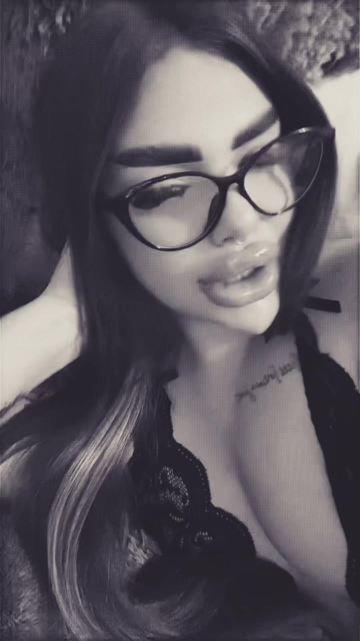 @Дарина 💋