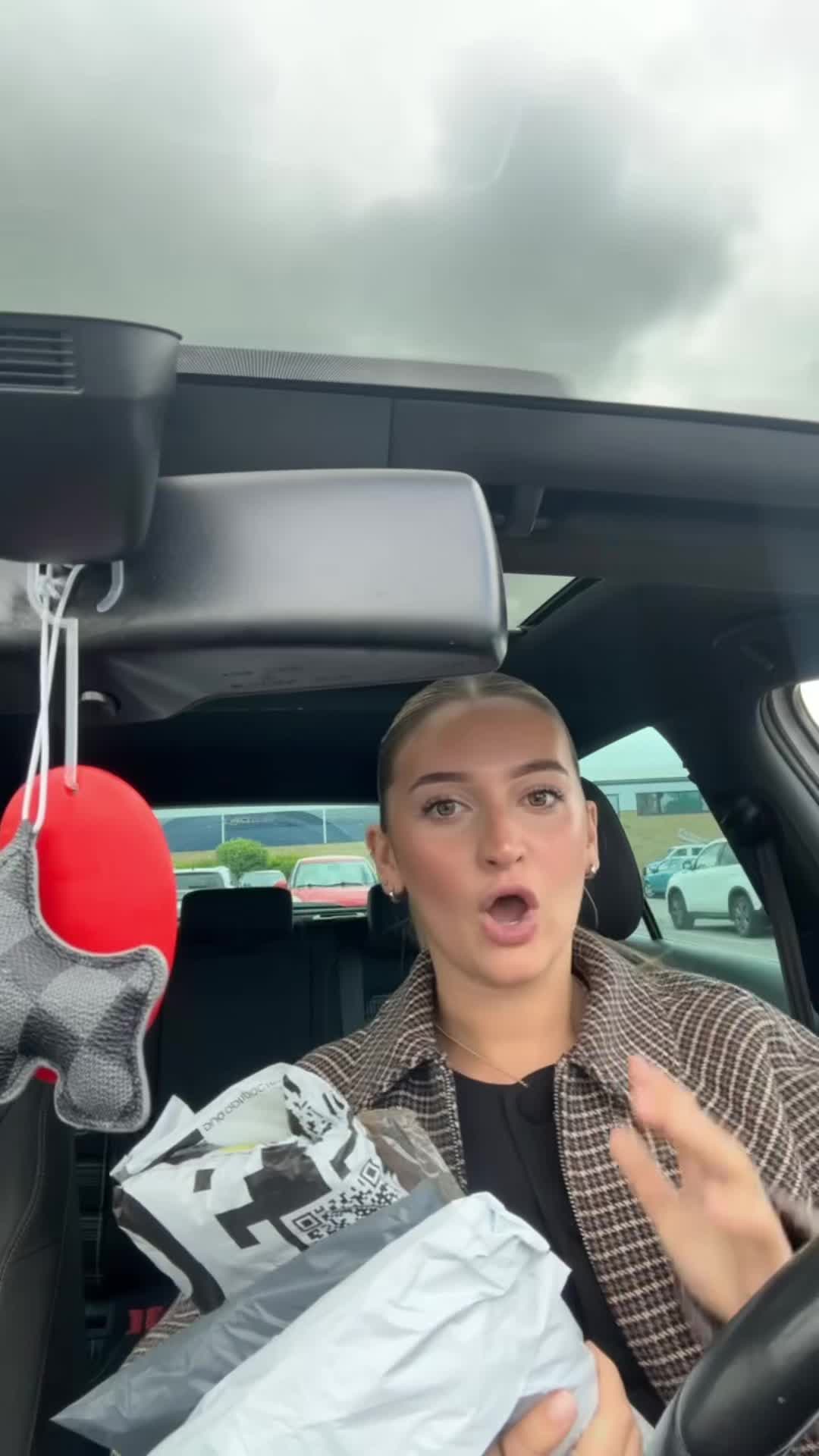 @erintheagent