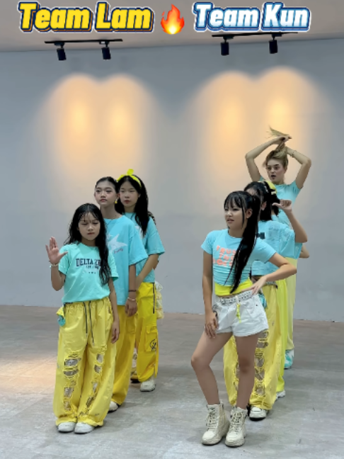 @Celebrity Info Central