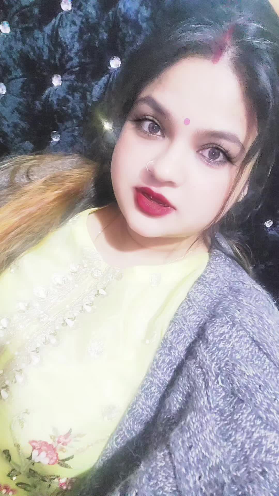 @MAAHI NEGI 👸