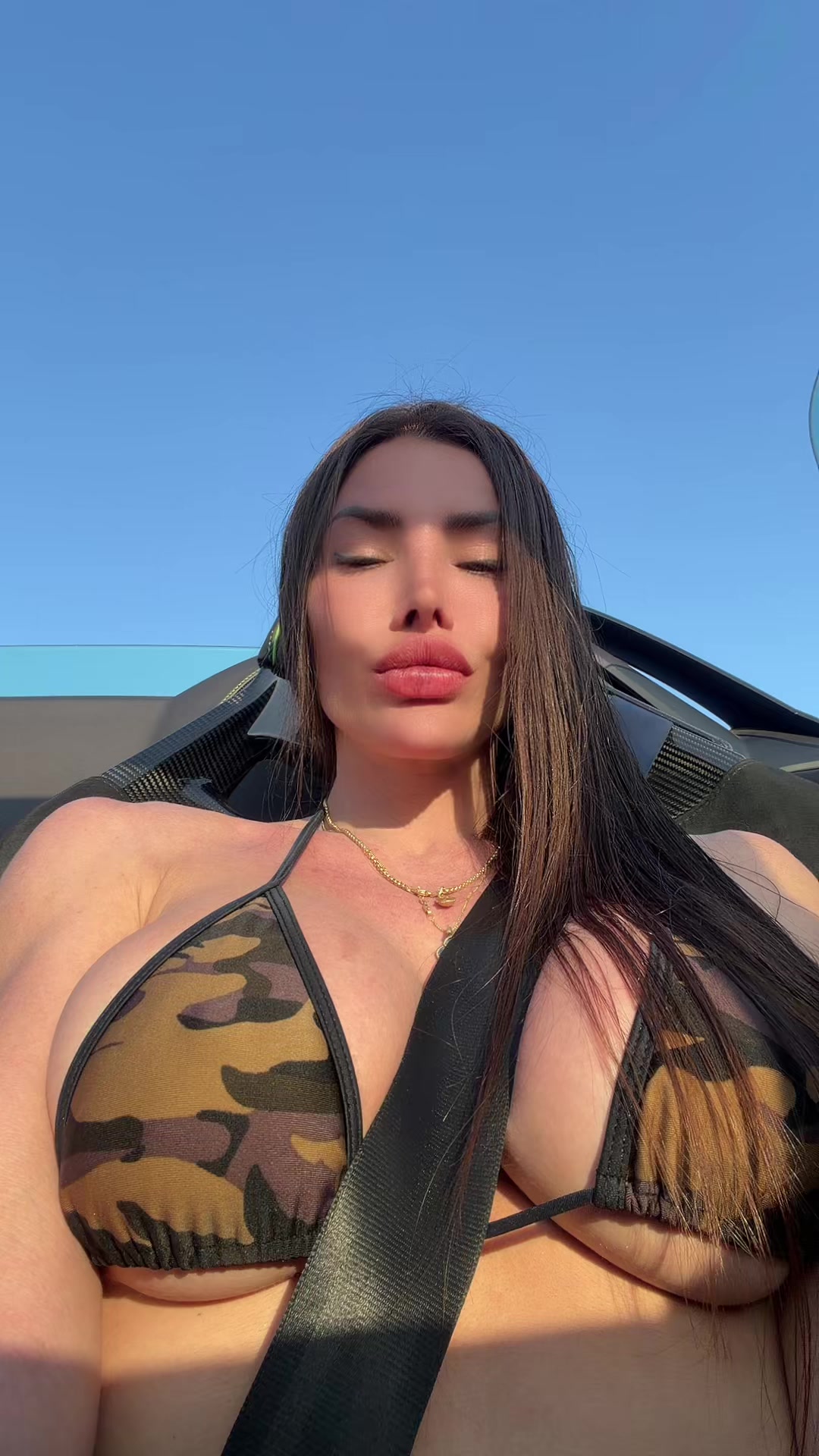 @alejandralai00