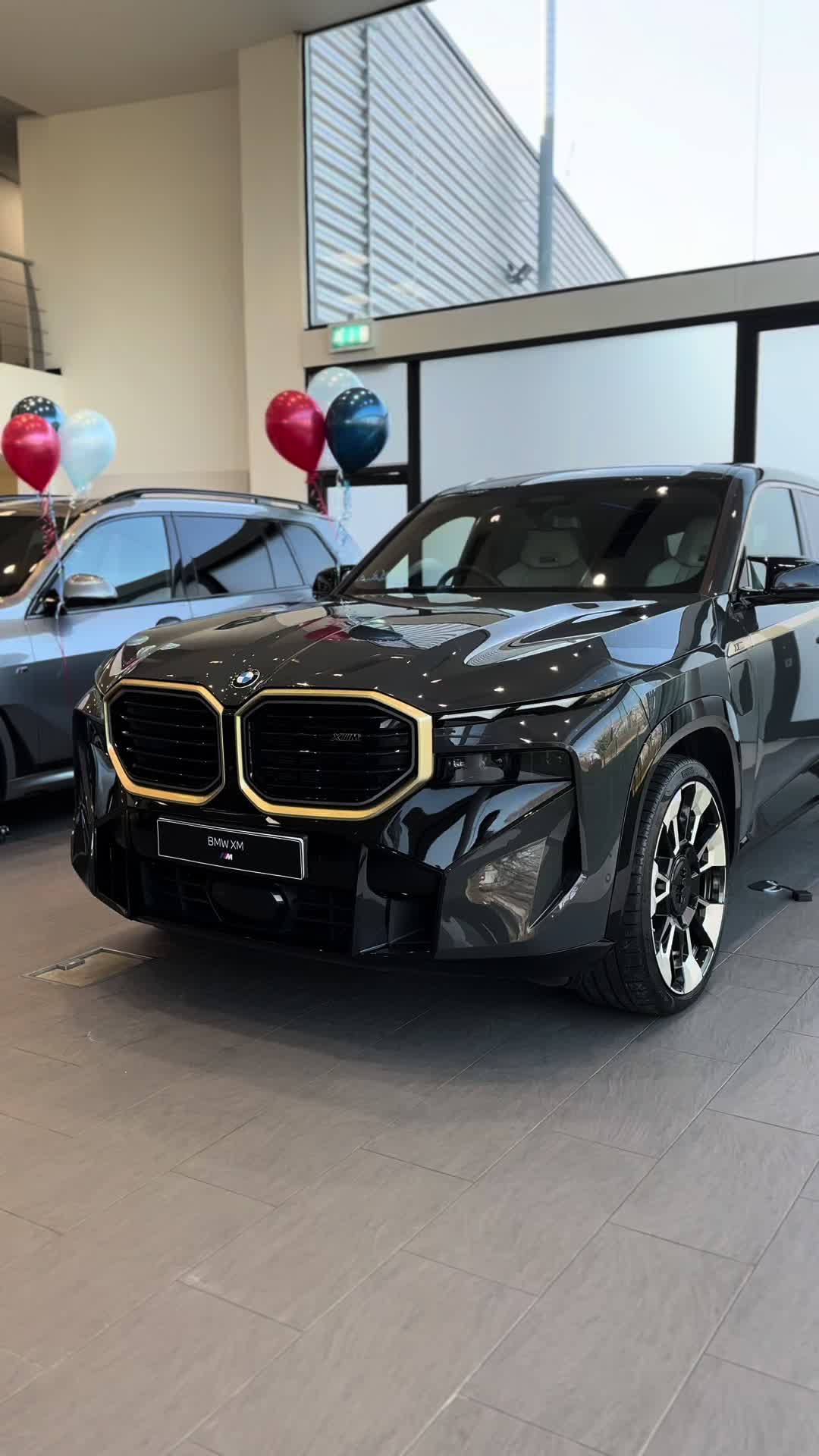 @VinesBMW