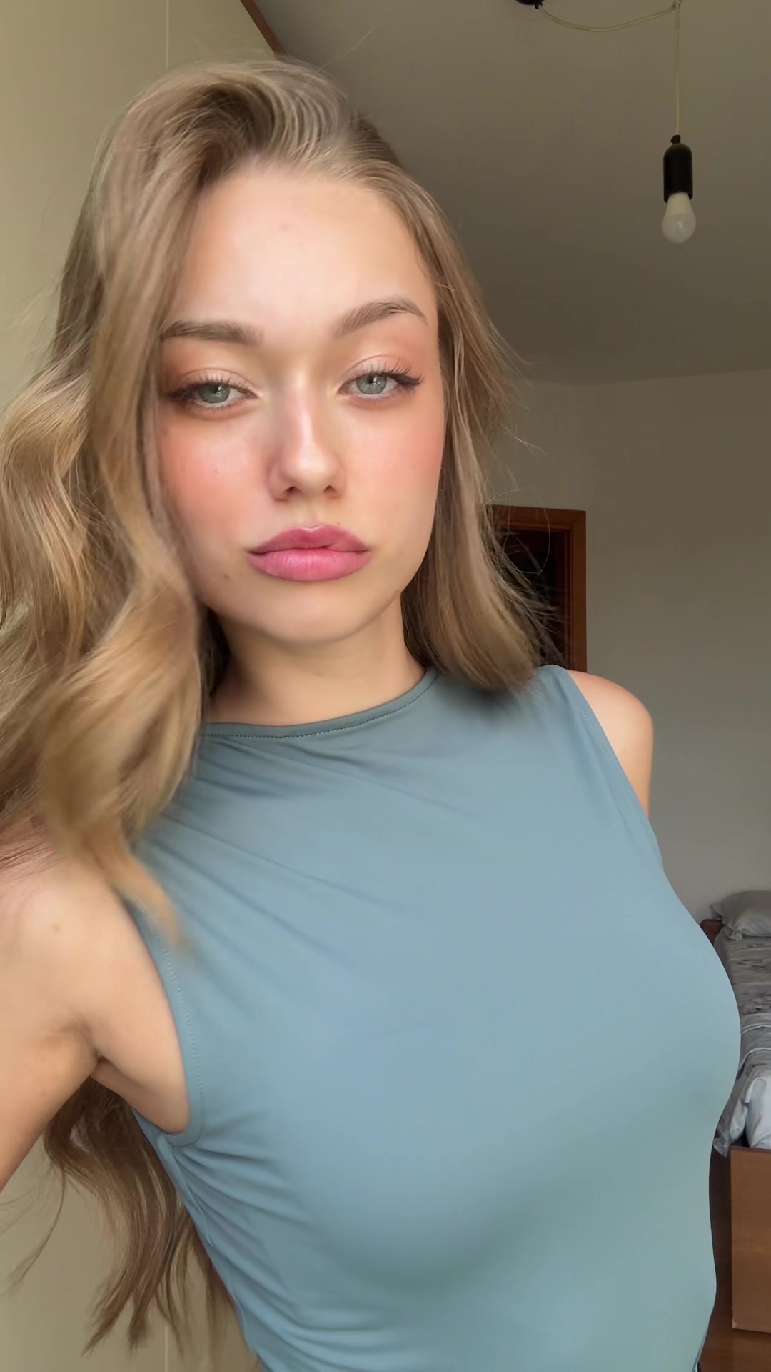 @Vlada.C