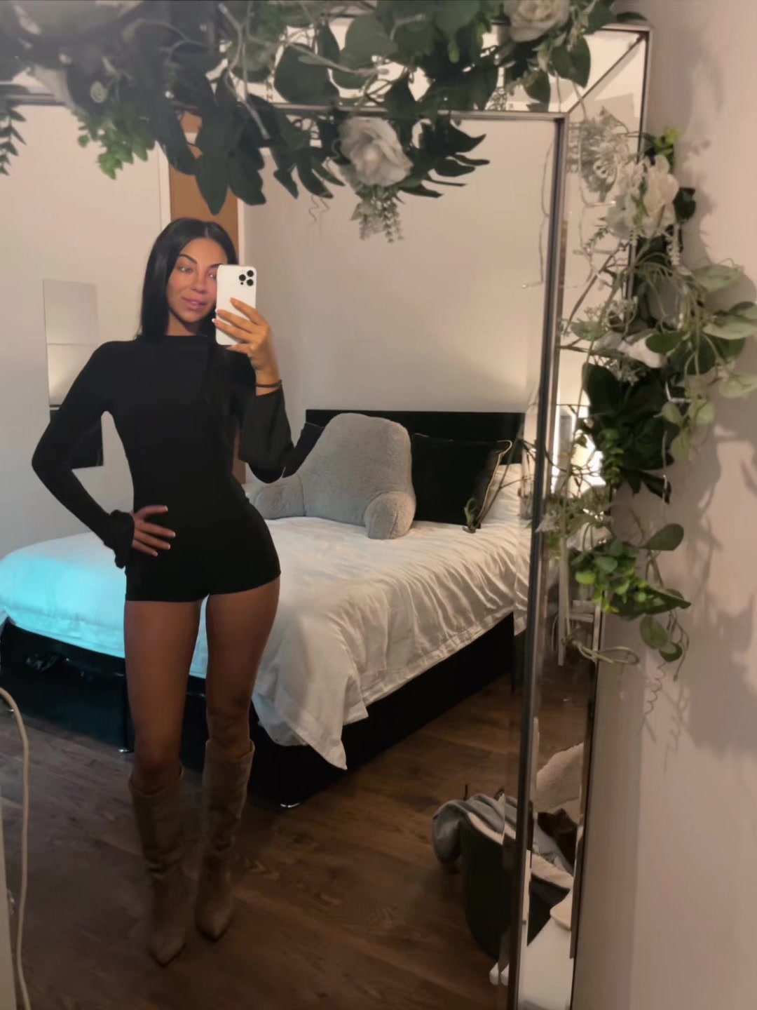@KYRA 🤎