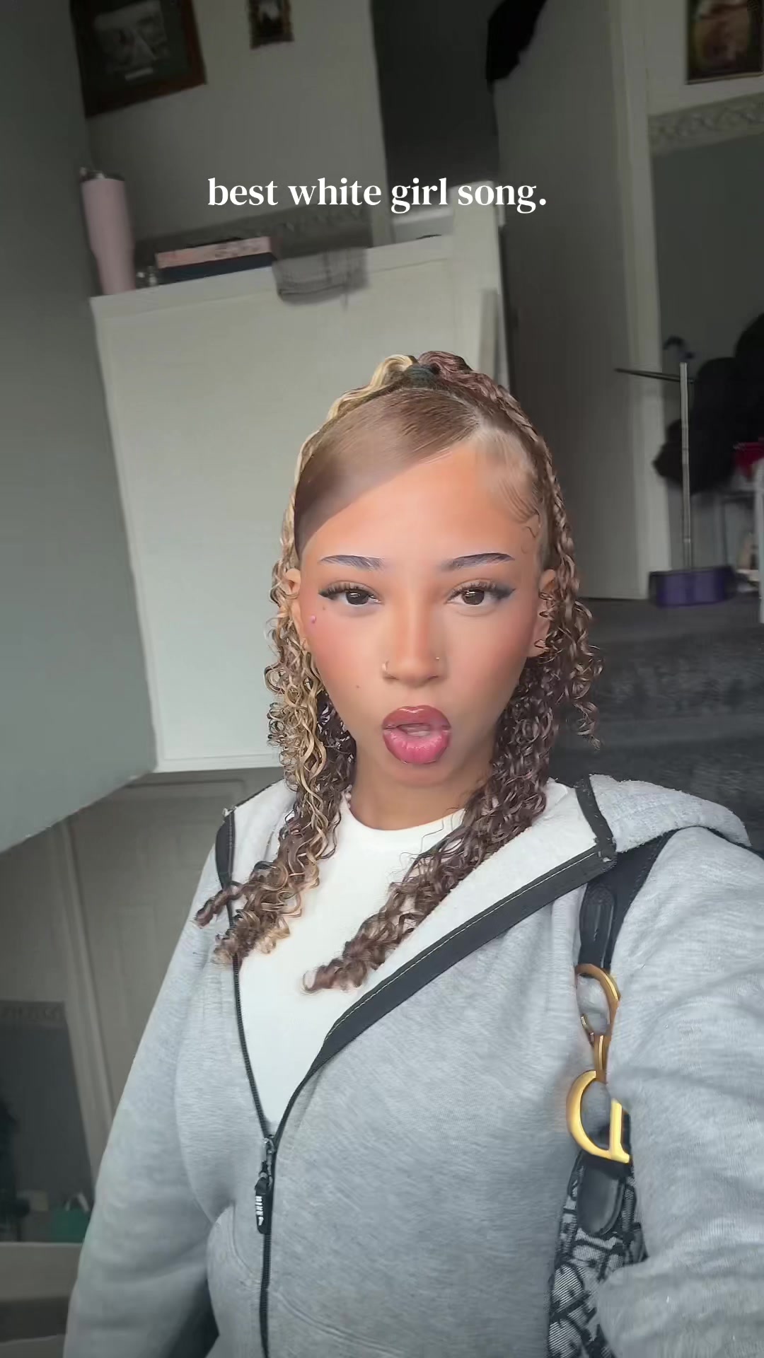 @𝐋𝐚𝐬𝐡𝐚𝐧𝐭𝐞́🦦