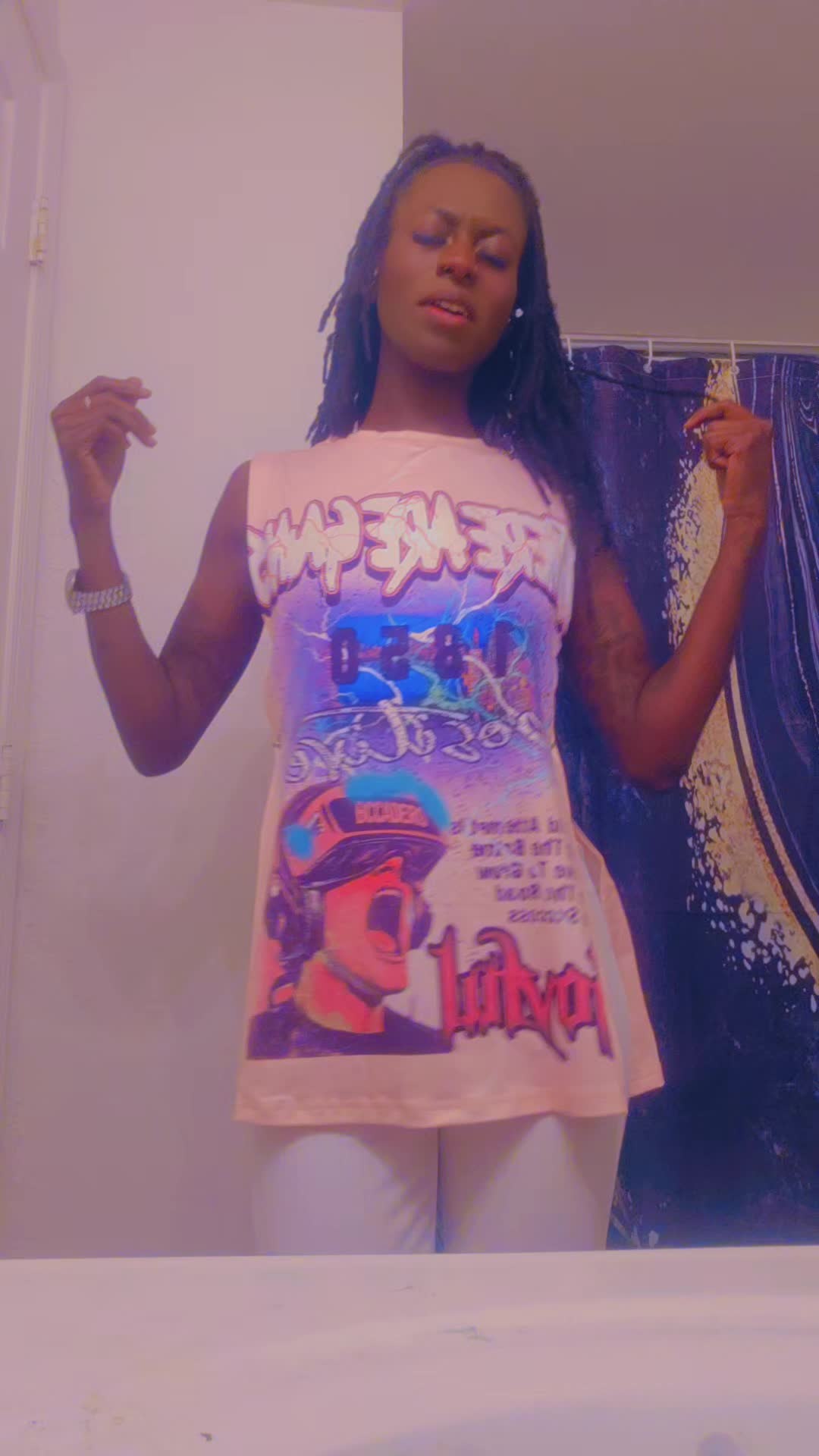 @laady.lay_