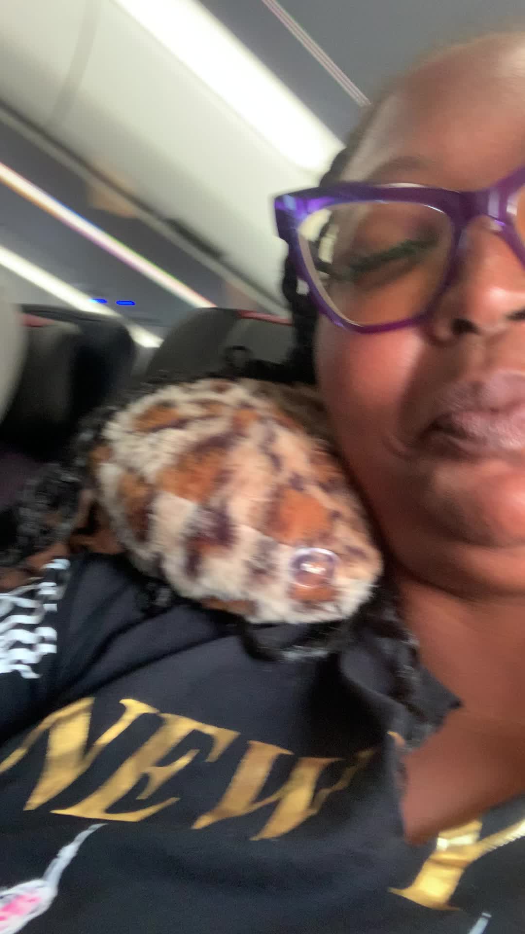 @JUICYYYTOYA