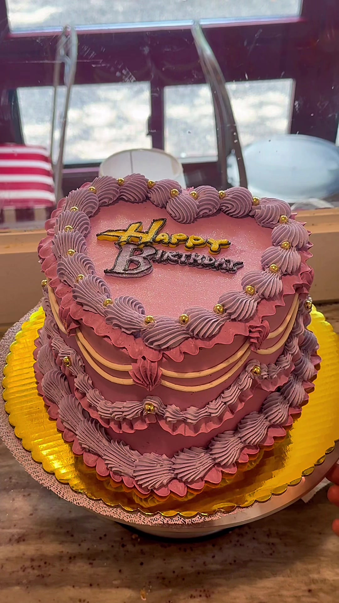 @SAINT STREET CAKES