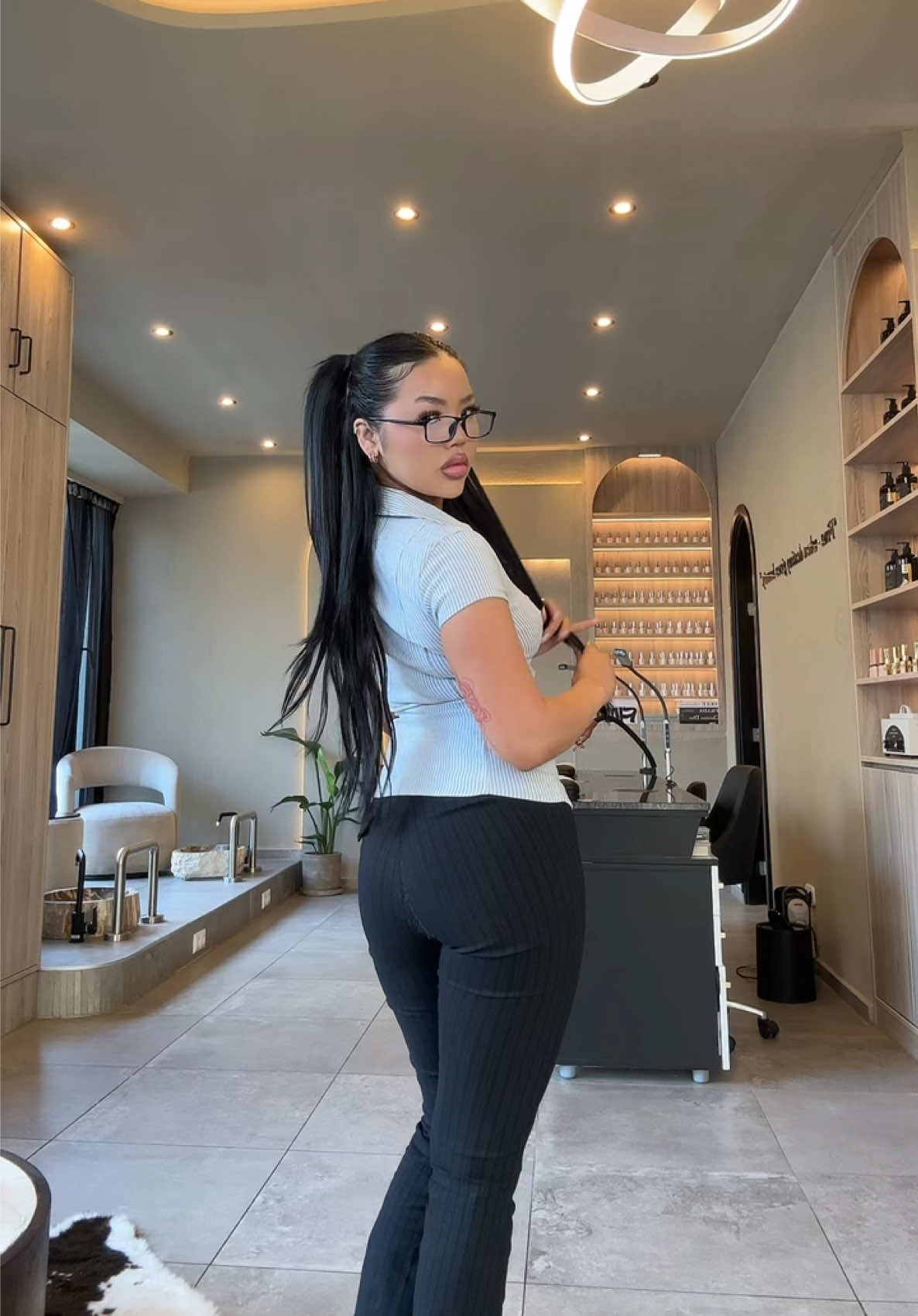 @𝐓𝐈𝐀𝐑𝐀