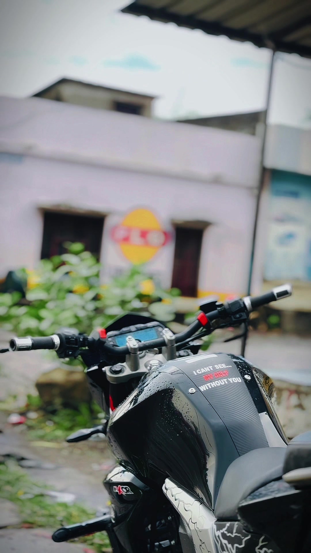 @Fz V2 Rider🚀🖤
