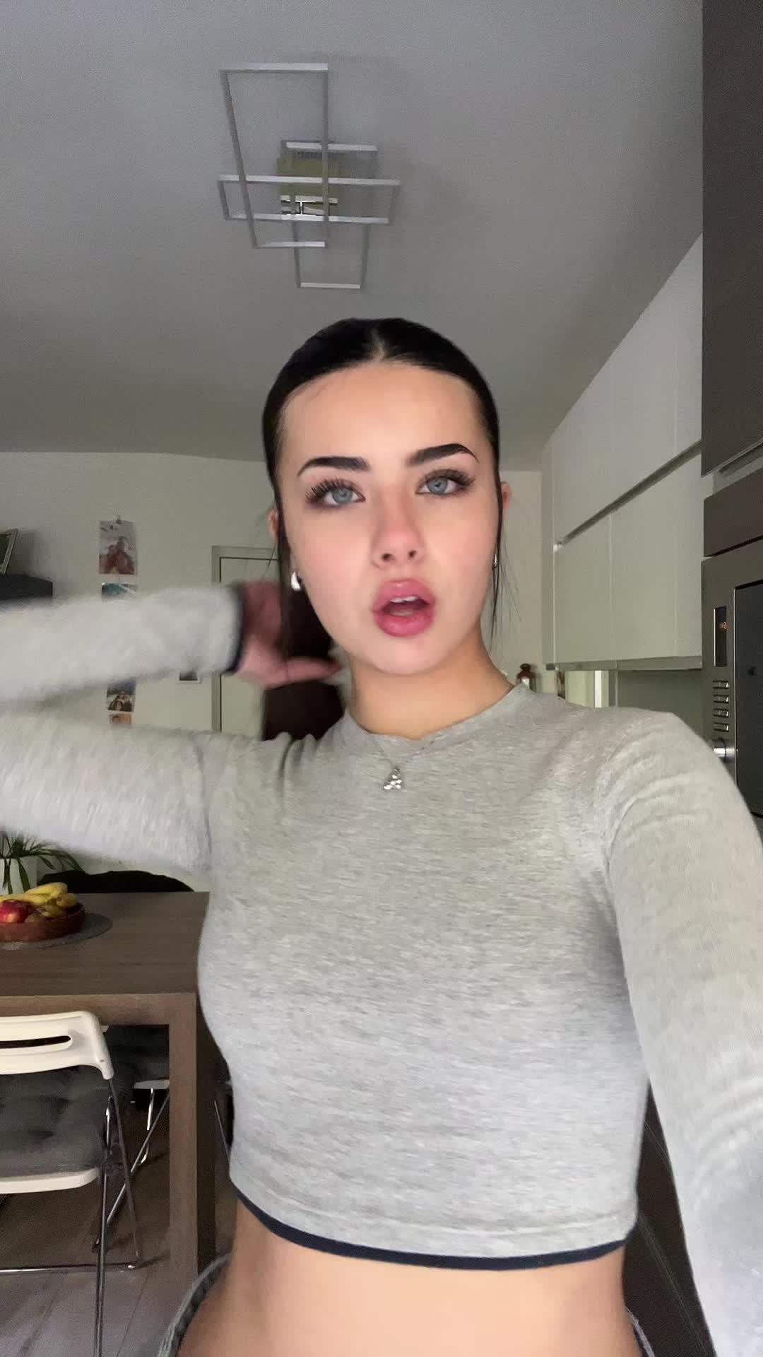 @Carolll🪽