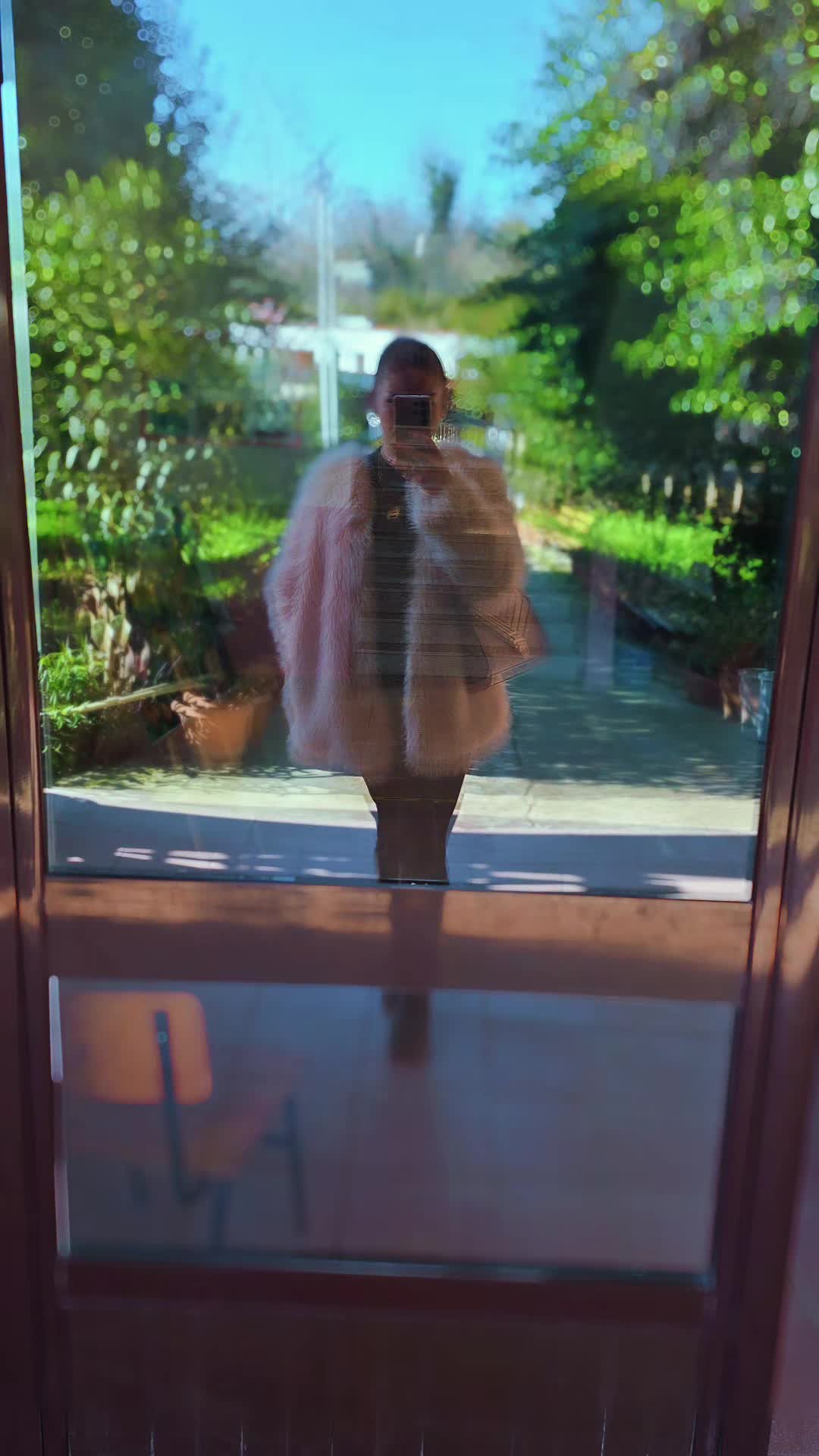 @😇