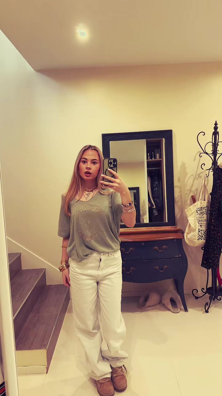 @ʟᴏᴜɪsᴇ ✩