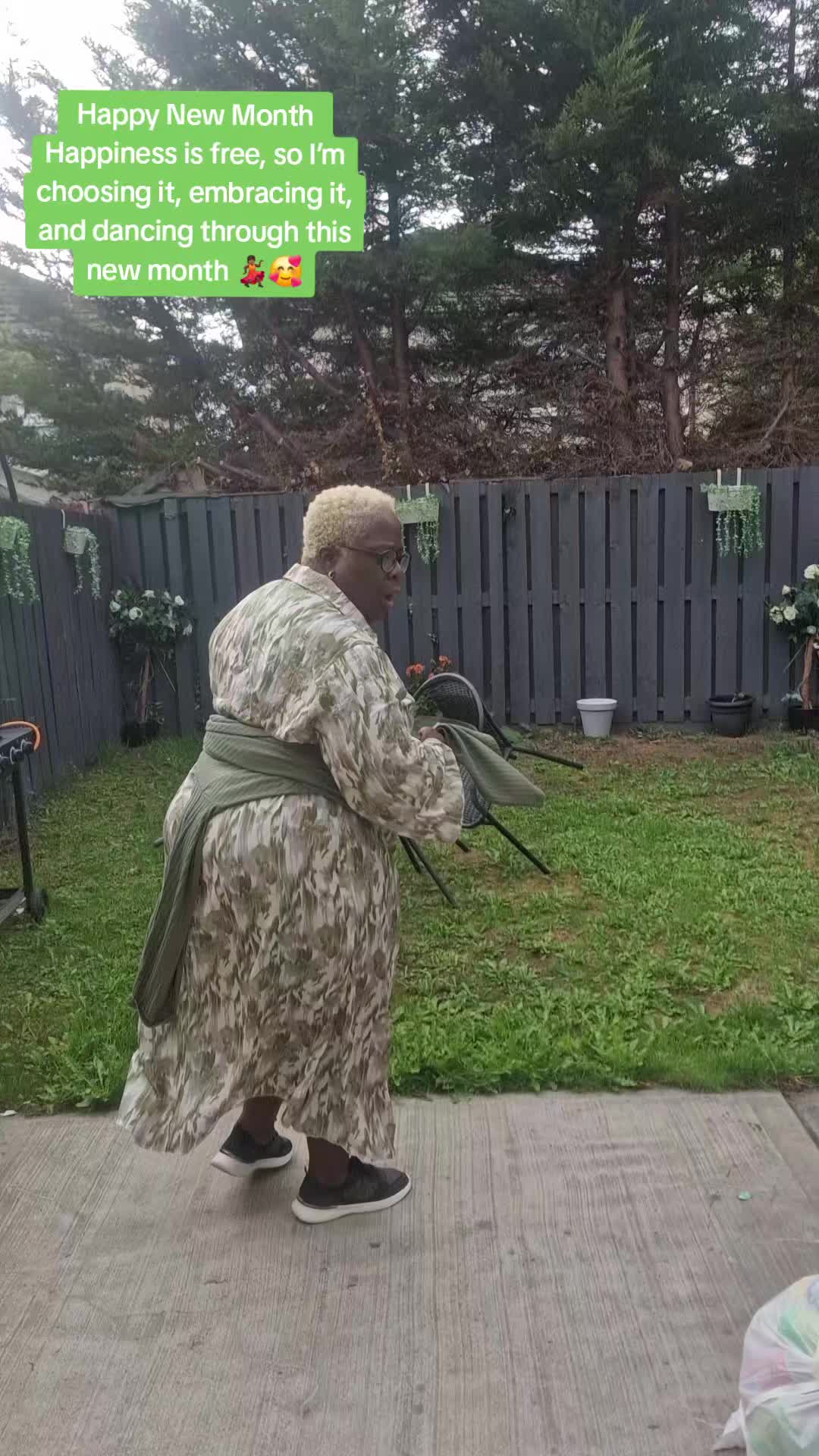 @EBONY FASHIONISTA