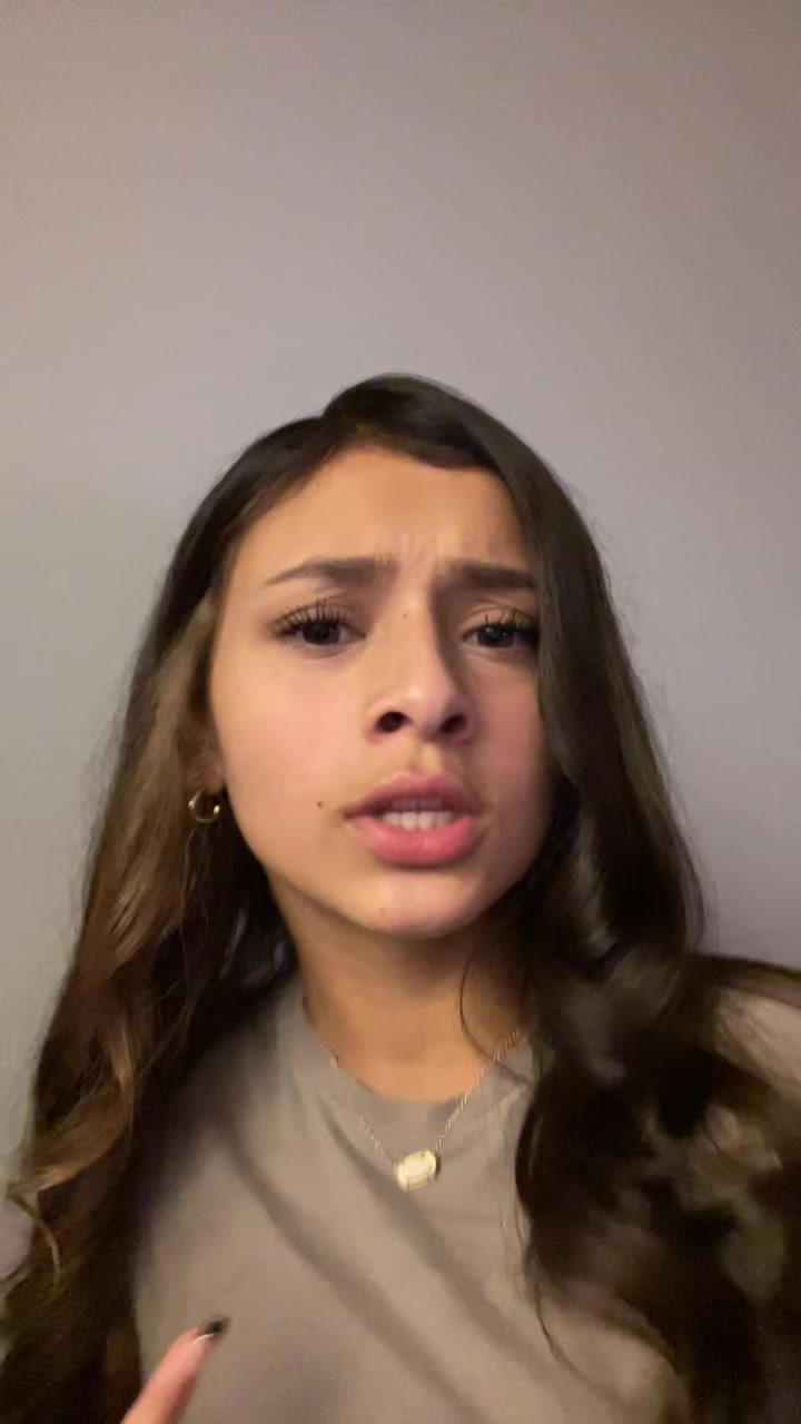 @ayvuh