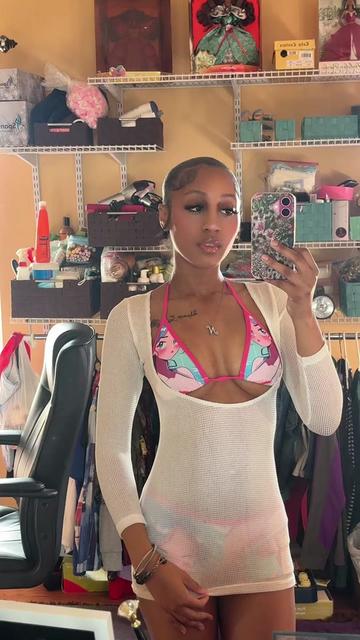 @NIA SIMONE