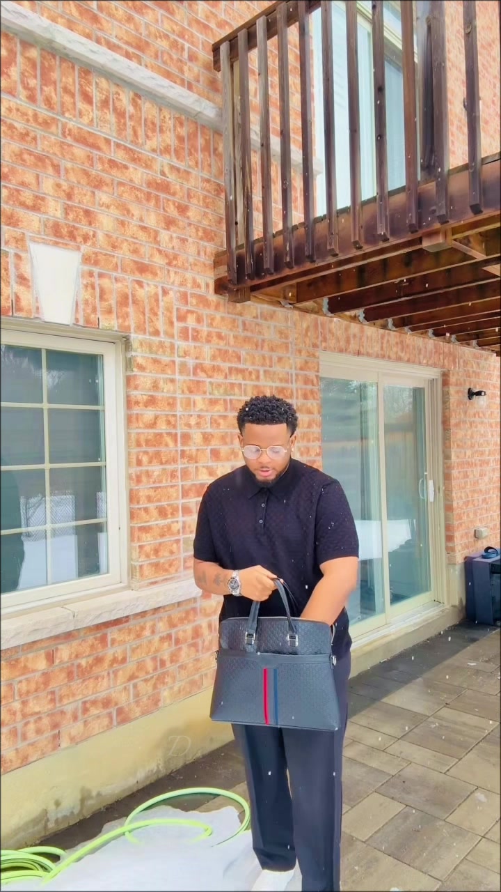 @Martin Ude🧸