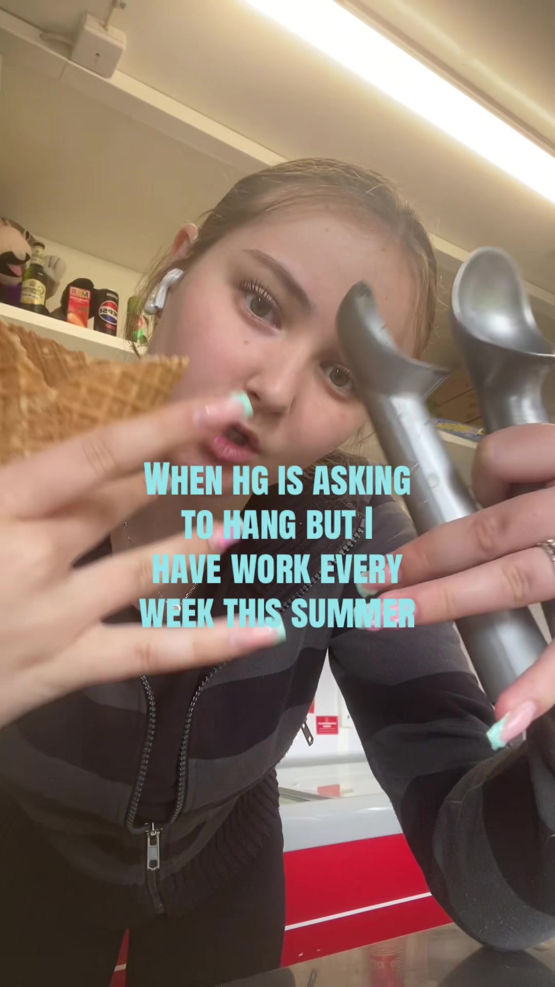 @Ellaspammm