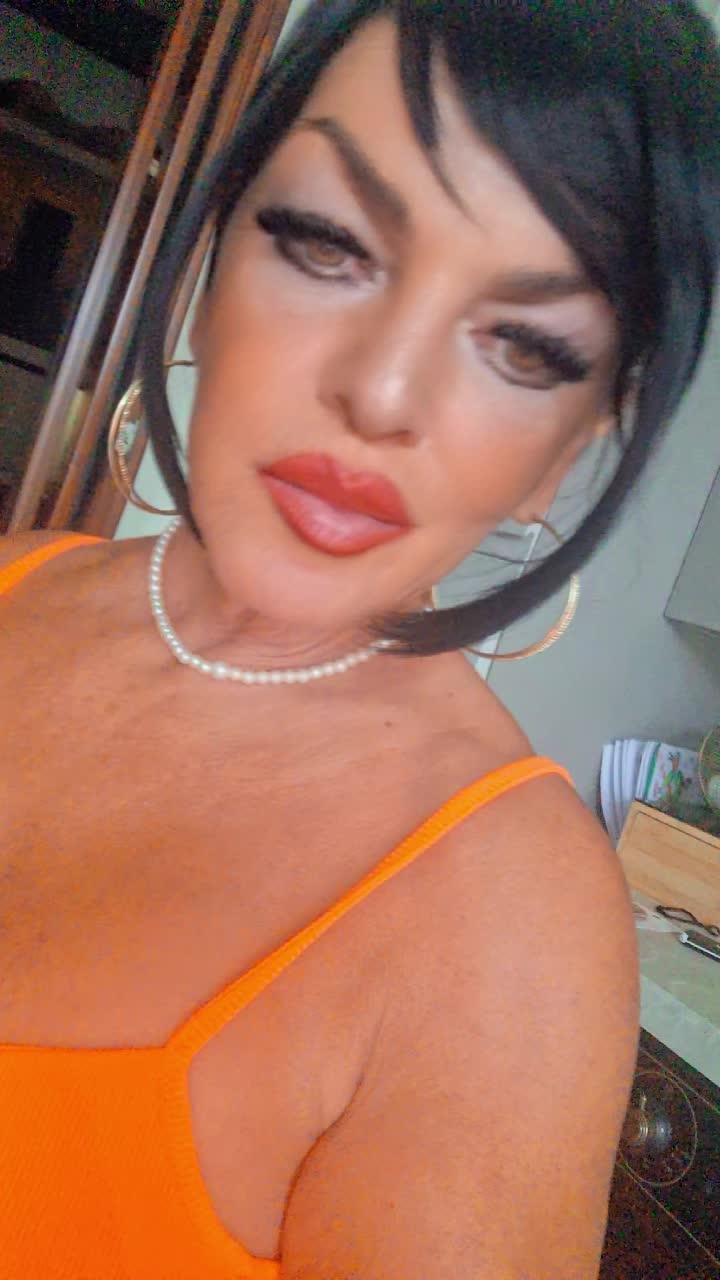 @melina105