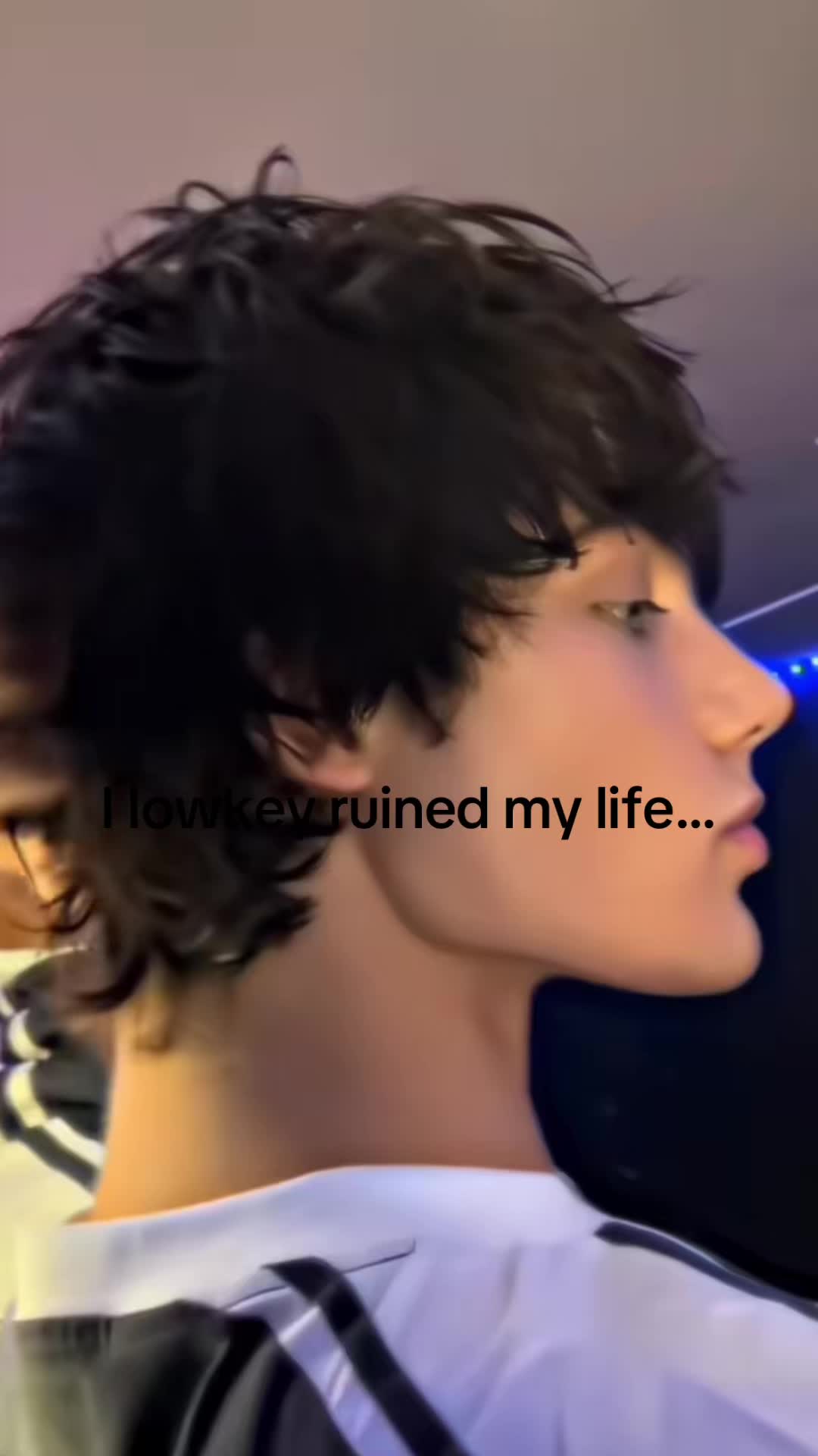 @Hullo