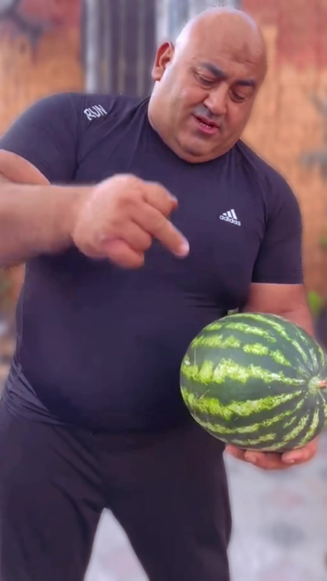 @K A P O S I E S Z T E R
