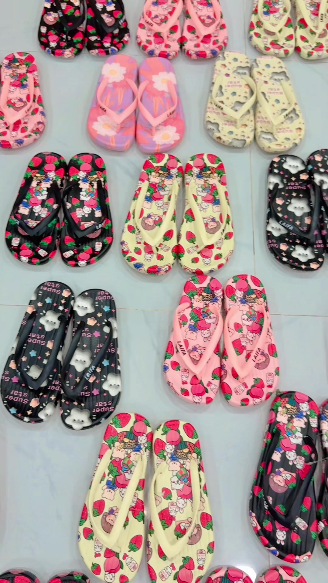 @Cherry Shoe Store