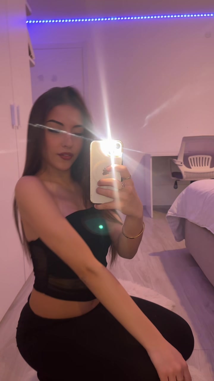 @noemi