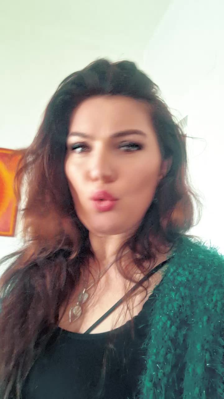@მადონა