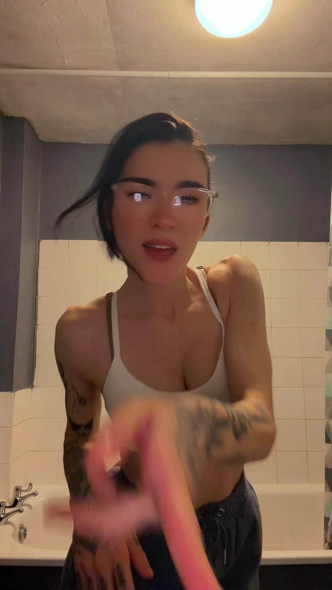 @MistressOfEvil😈