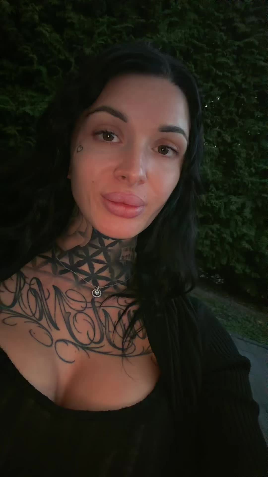 @Felicitas