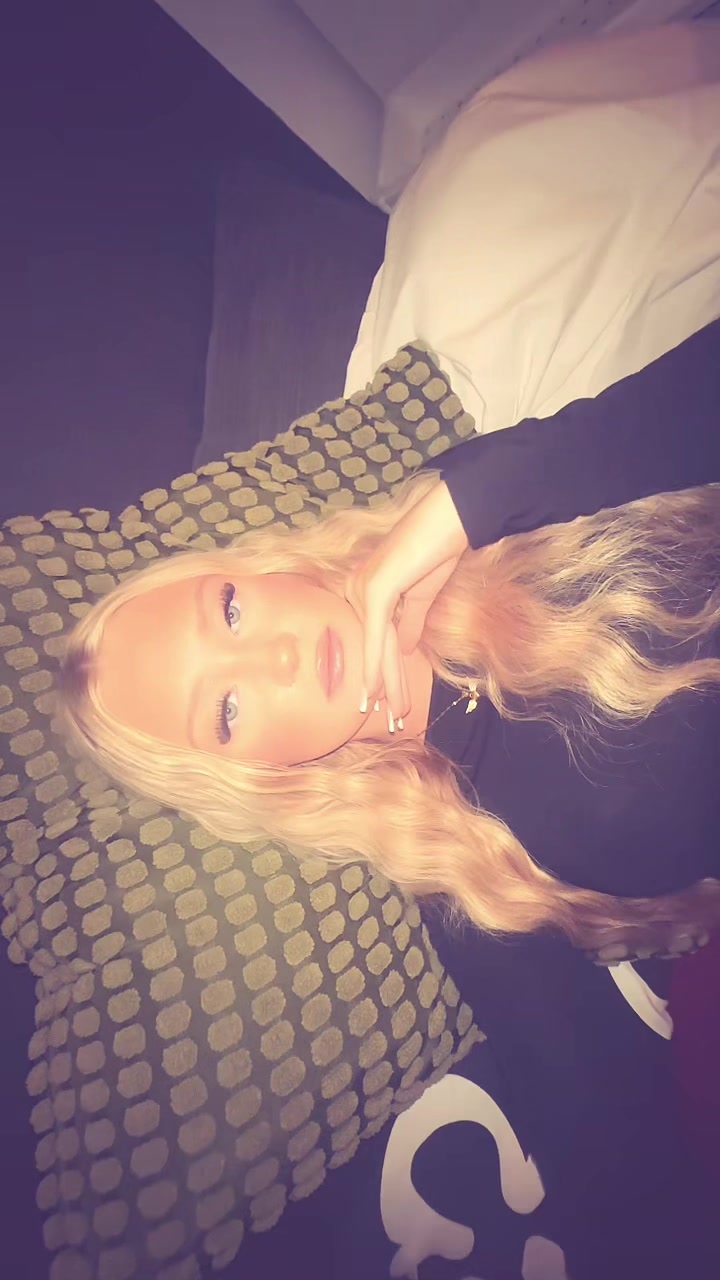 @LAYLAY💗
