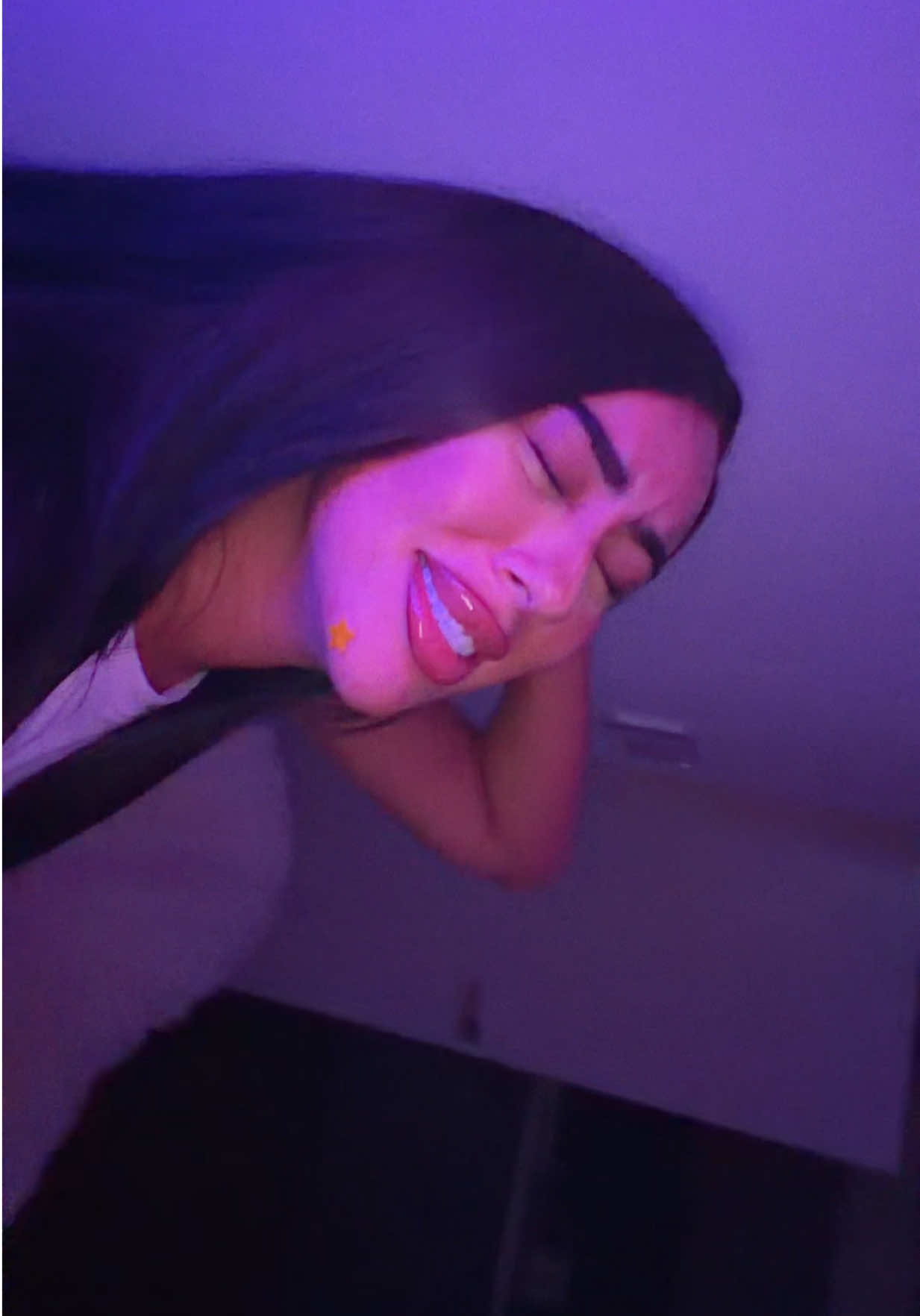 @shanaespam