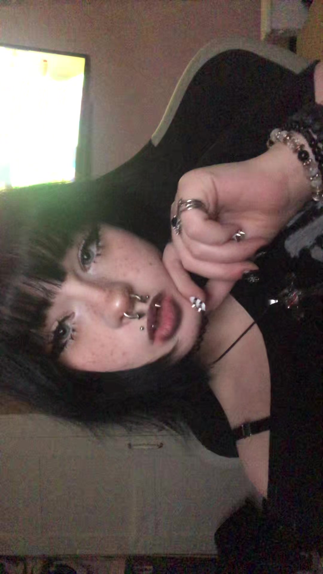 @Scarlett 🦇