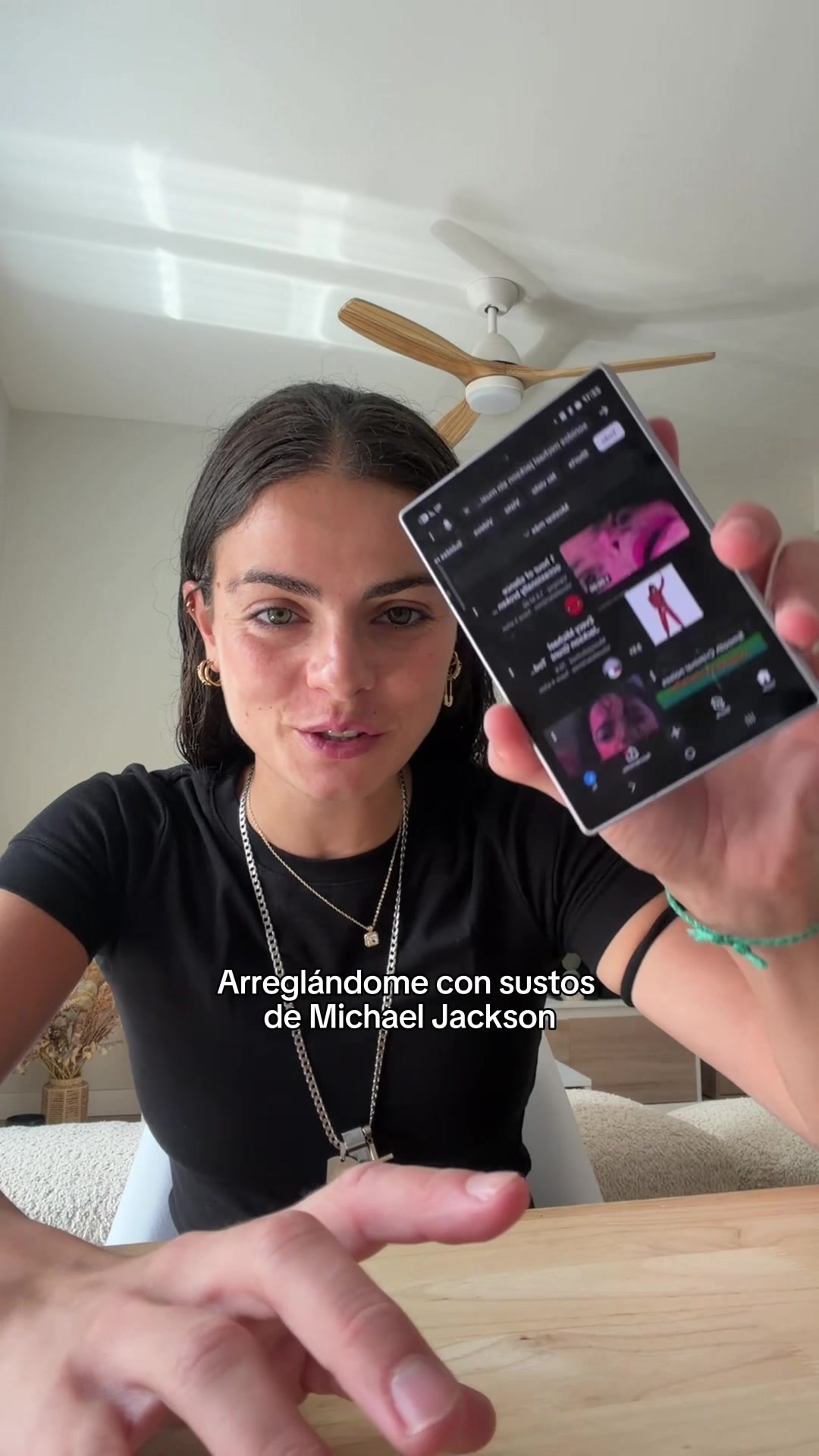 @LUCIA DE LA PUERTA